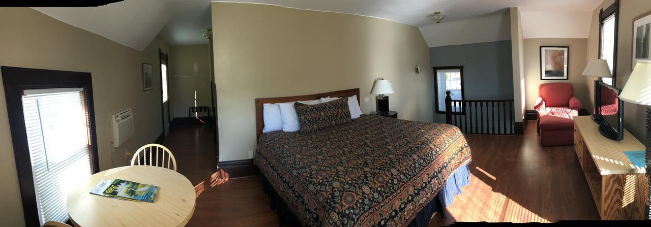 Harbor Light Inn Gills Rock Экстерьер фото